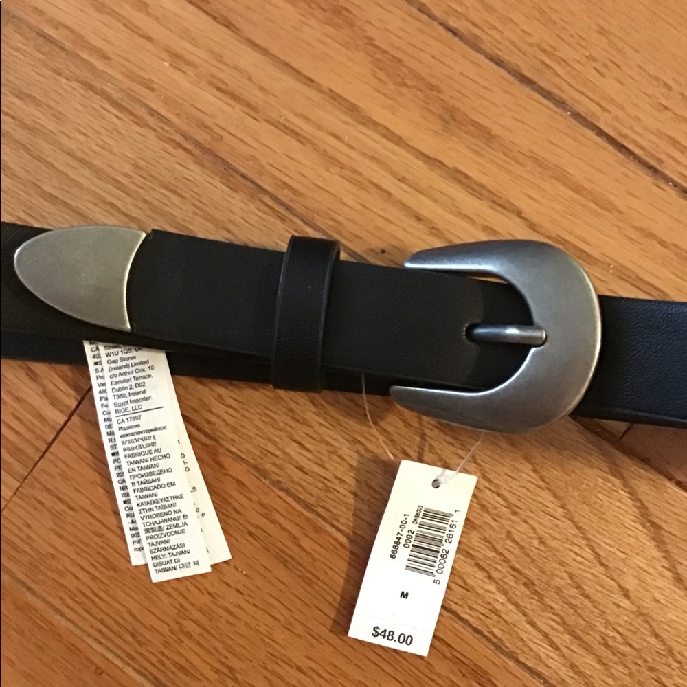 NWT BANANA REPUBLIC 1” WIDE BELT SILVER W TARNISHED HARDWARE - SOFT & FLEXIBLE